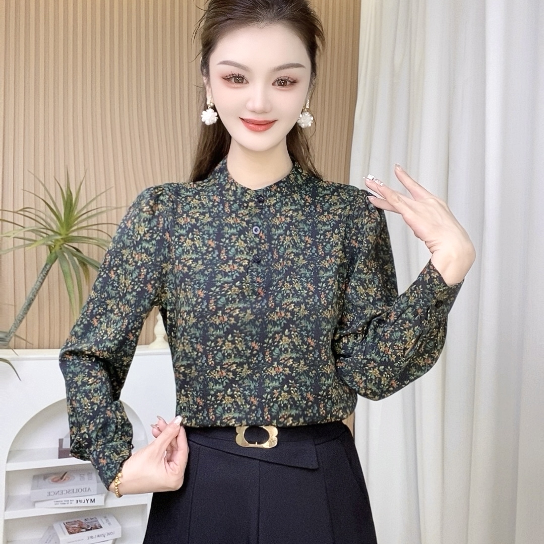 【2503小碎花】春夏新款时尚气质田园风圆领套头小衫花朵打底衫上衣