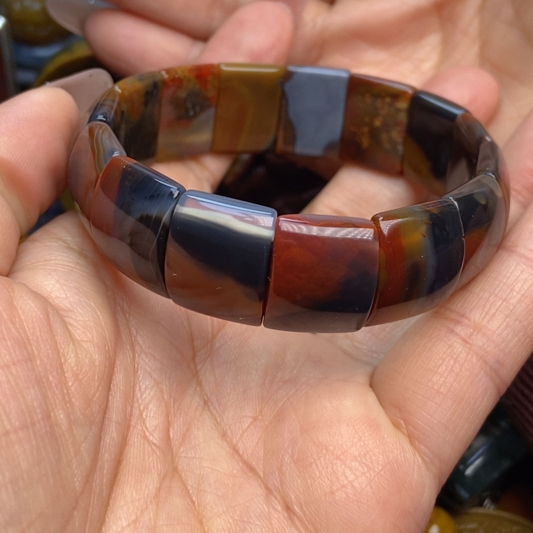 玛瑙/玉髓手链未镶嵌朱*林战国红