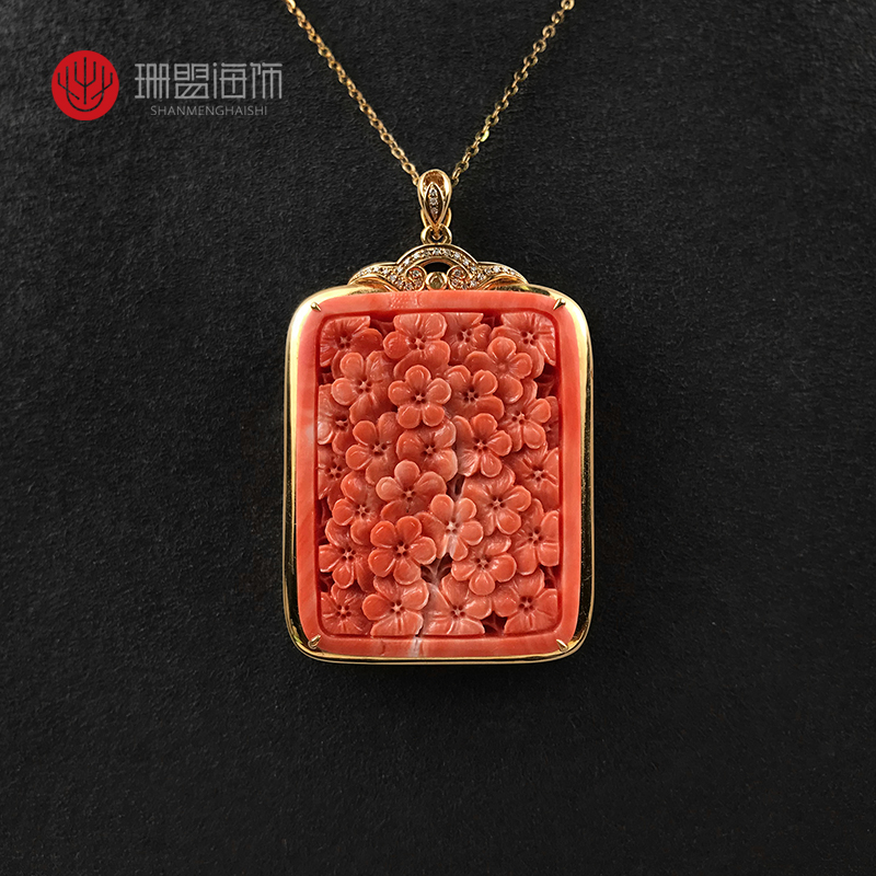 天然宝石红珊瑚莫莫雕花珊瑚吊坠