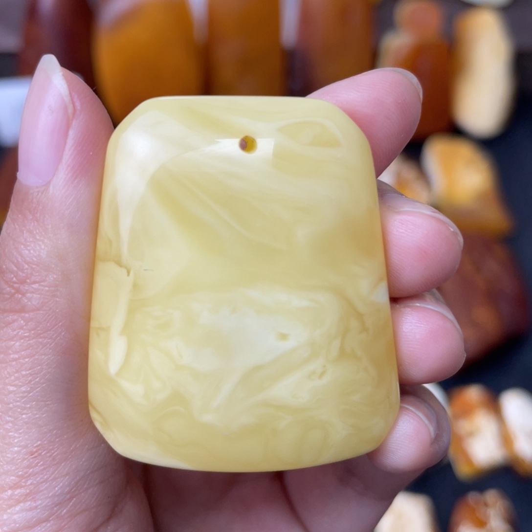 定制蜜蜡未镶嵌原石