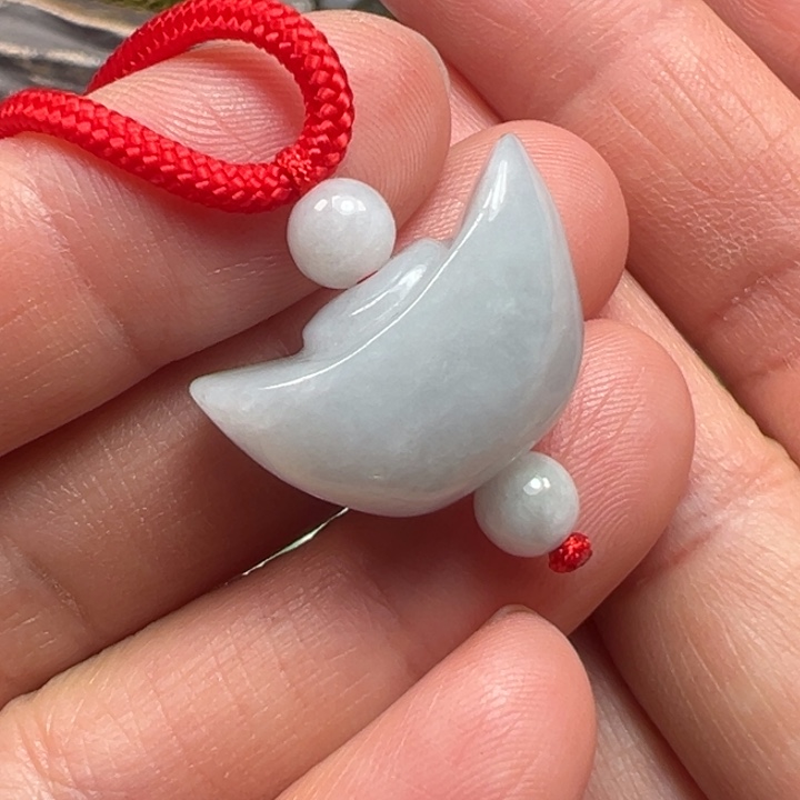 翡翠未镶嵌颈饰吊坠