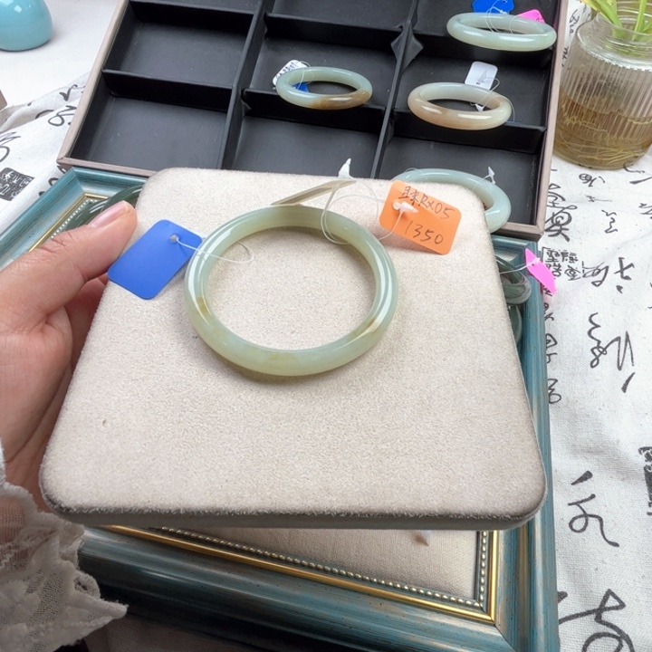 未镶嵌手镯和田玉玲珑美镯57.2