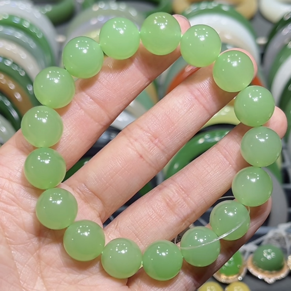 和田玉翠青手串12mm