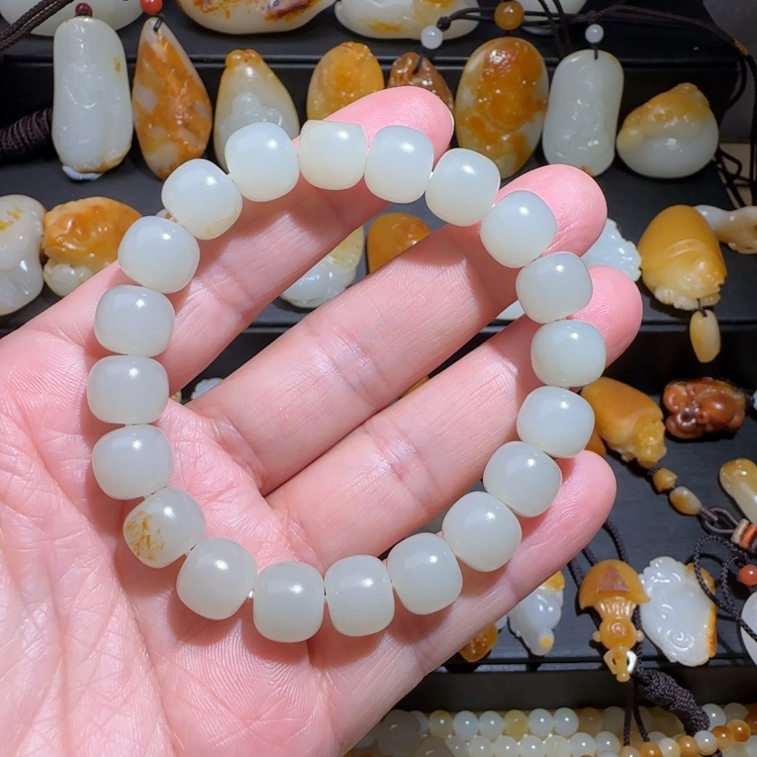 和田玉吊坠(不含链)未镶嵌淩**空