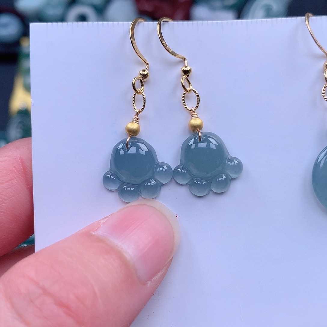 翡翠颈饰未镶嵌吊坠