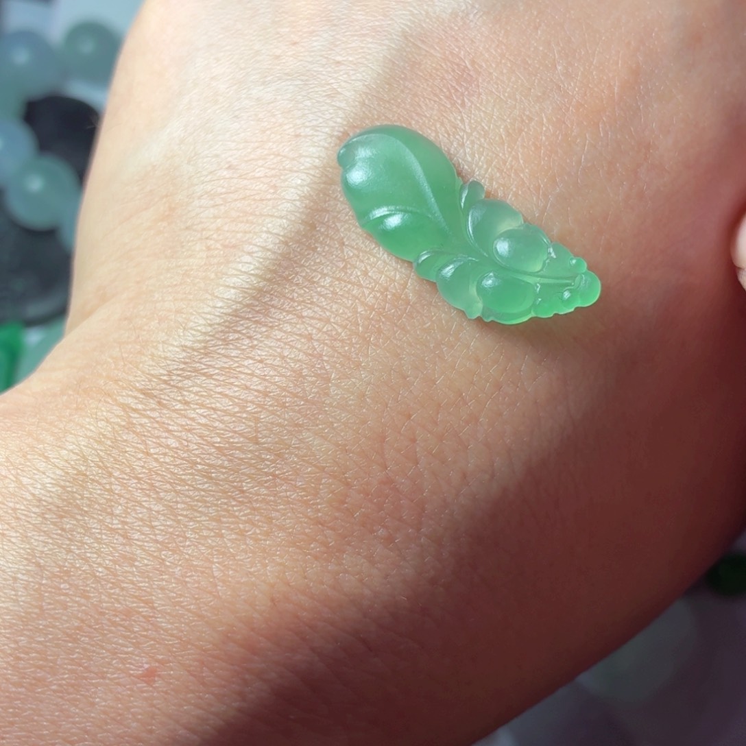 定制翡翠未镶嵌包工