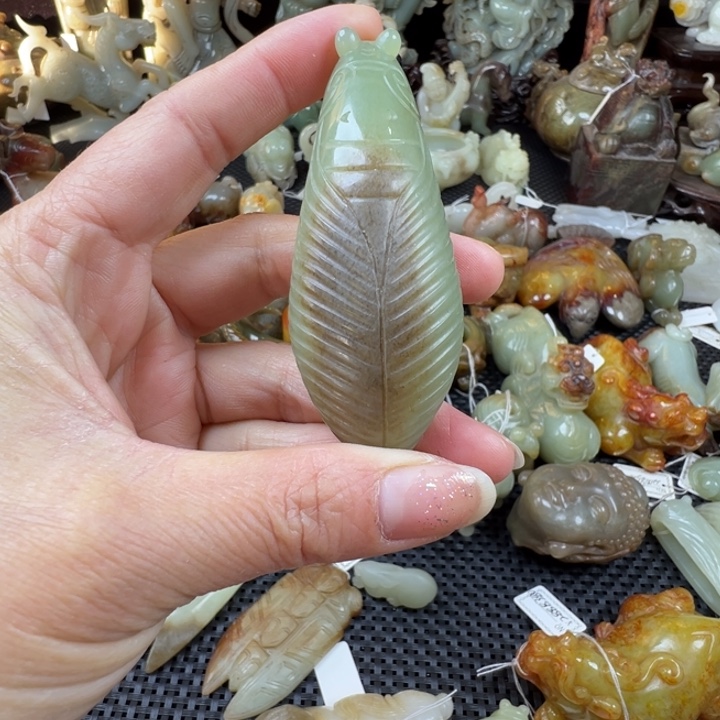 和田玉颈饰未镶嵌姚**贯