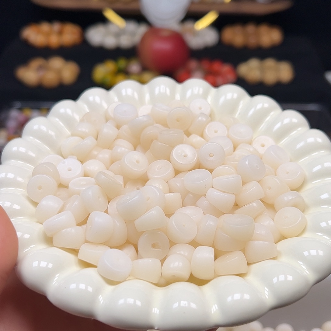 手串菩提根/象牙果瑕疵12白大肠150颗