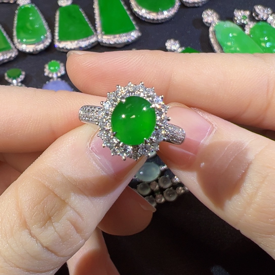 没***～翡翠18K金镶嵌吊坠(不含链)