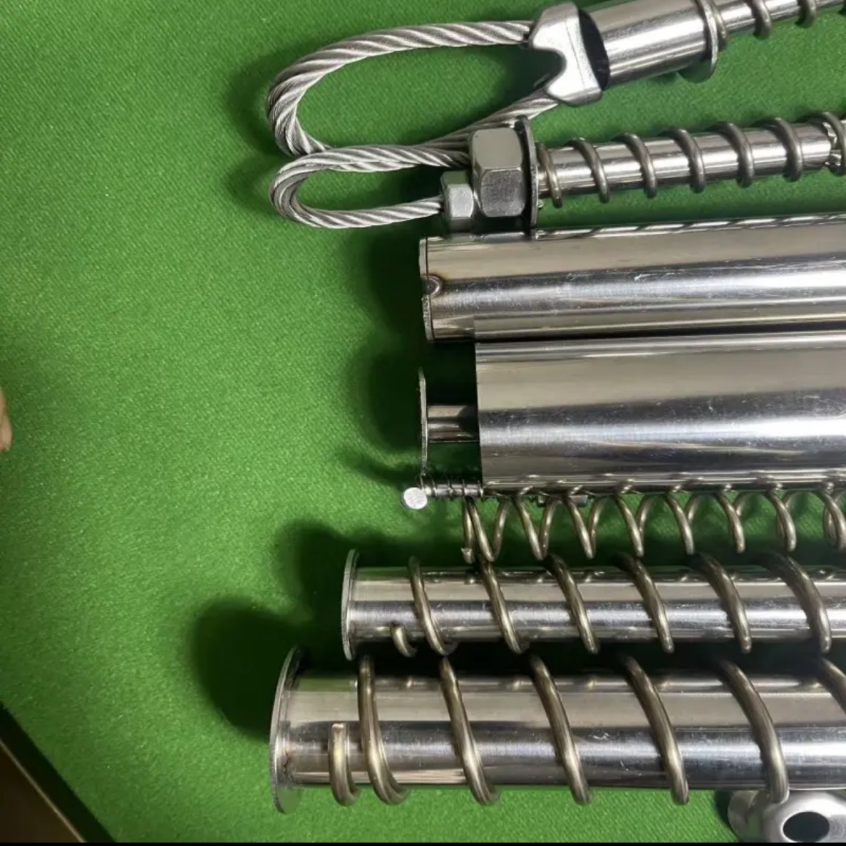 304不锈钢钢丝套弹簧护农工具户外保护钢丝绳4/5MM液压油管保护套