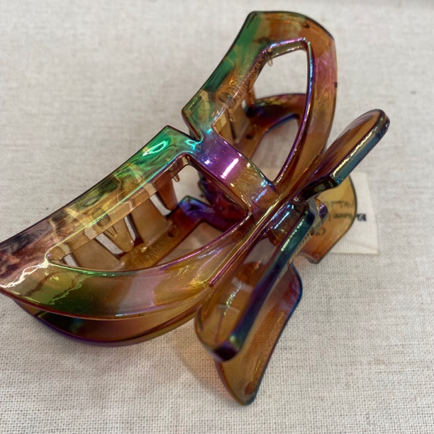 韩国 东大门 幻彩蝴蝶设计感抓夹鲨鱼夹