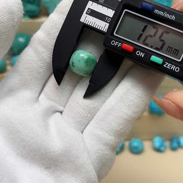 绿松石珠宝未镶嵌