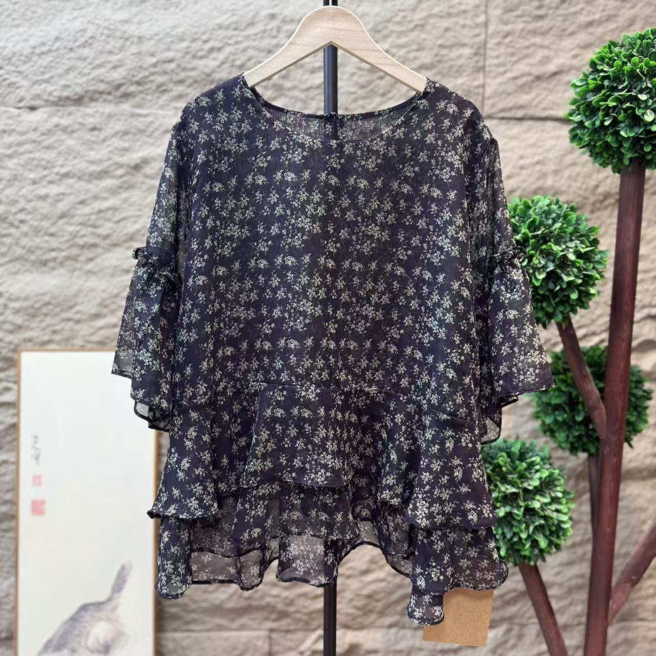 9688新款夏季气质减龄文艺碎花T恤小衫QZ