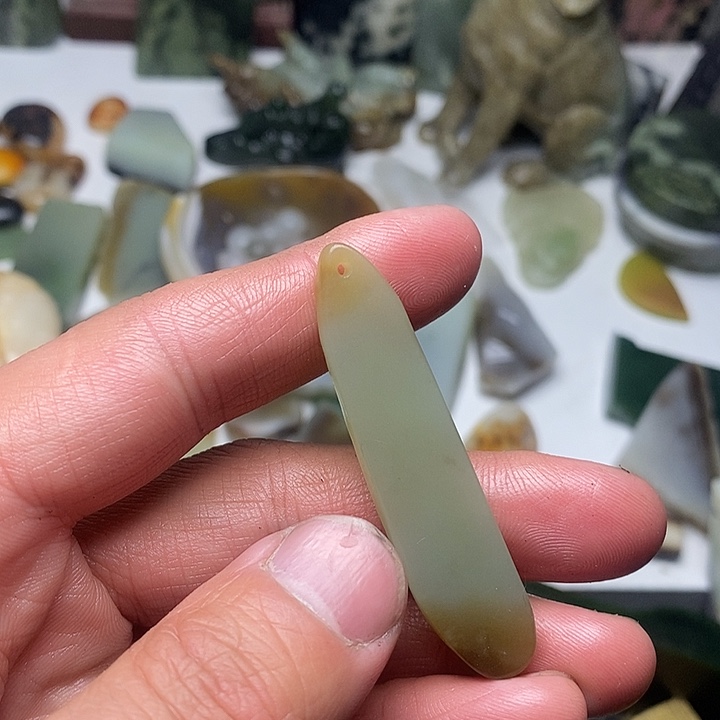 和田玉（糖玉）未镶嵌笔搁