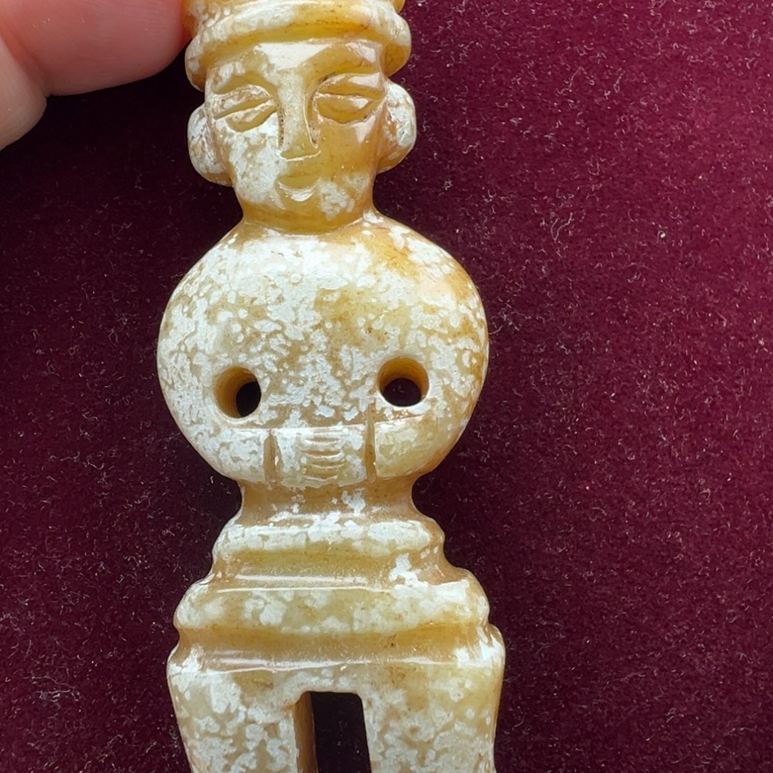 知***足岫岩老玉（透闪石质玉）未镶嵌颈饰