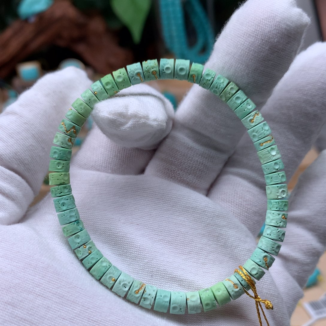 绿松石玉化菜籽黄未镶嵌