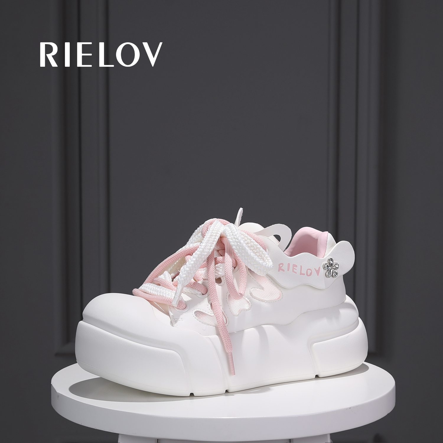 【RIELOV●软芙芙】增高6cm时尚潮流百搭女士休闲鞋186373