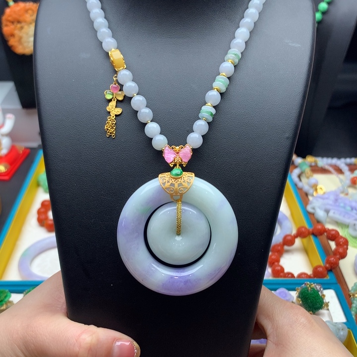 翡翠颈饰未镶嵌翡翠子母扣