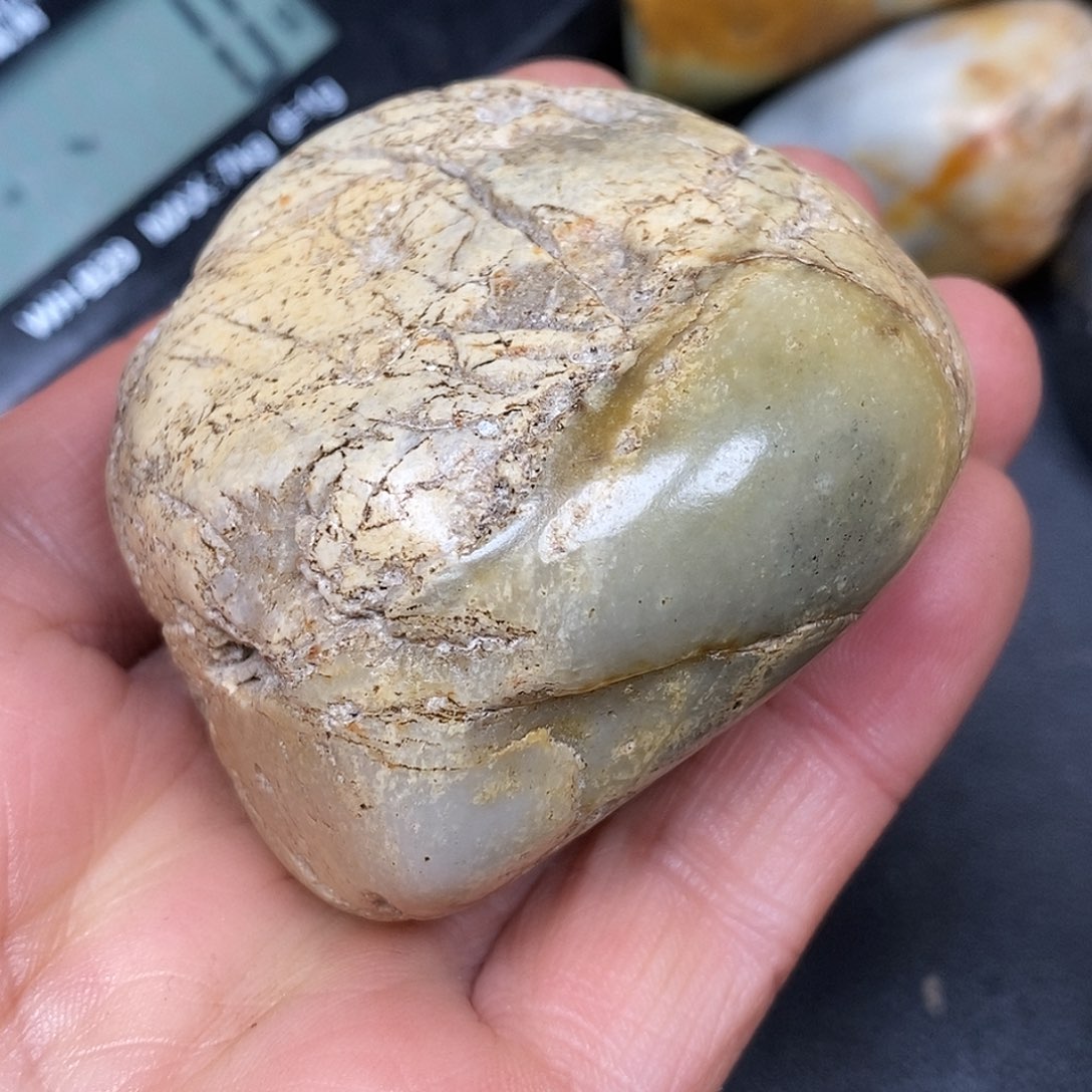 和田玉未镶嵌珠宝奇石