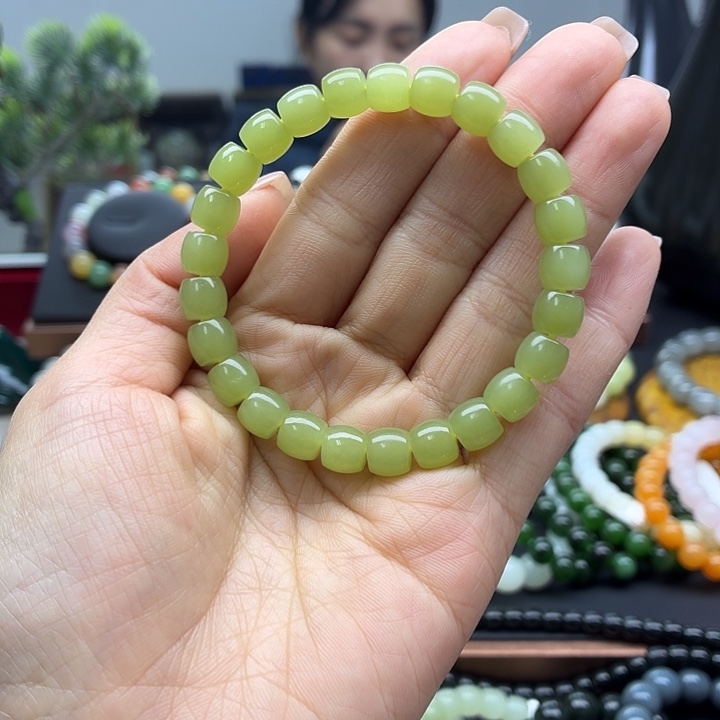 和田玉未镶嵌手串