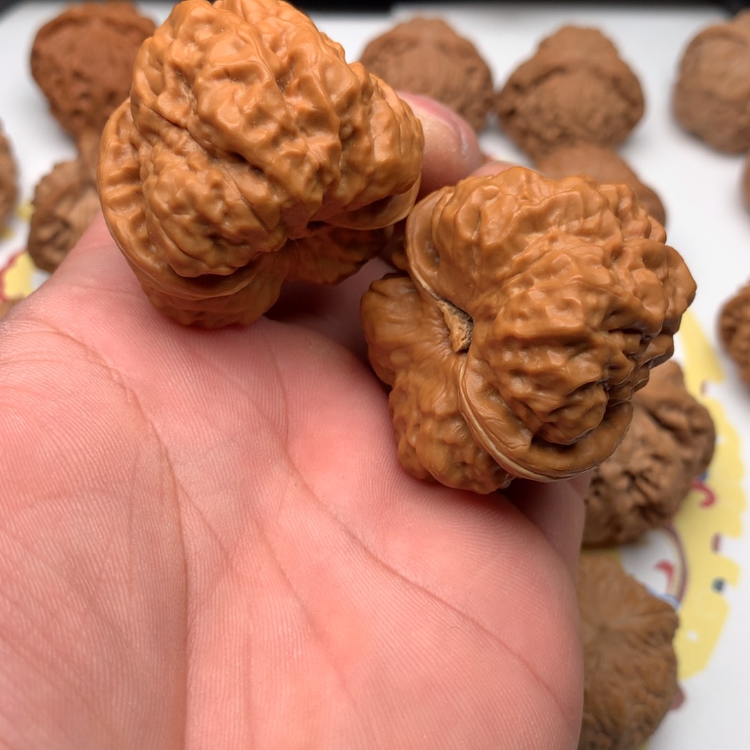 文玩核桃把件蛤蟆头43