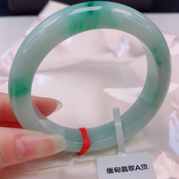 翡翠未镶嵌手镯55圈