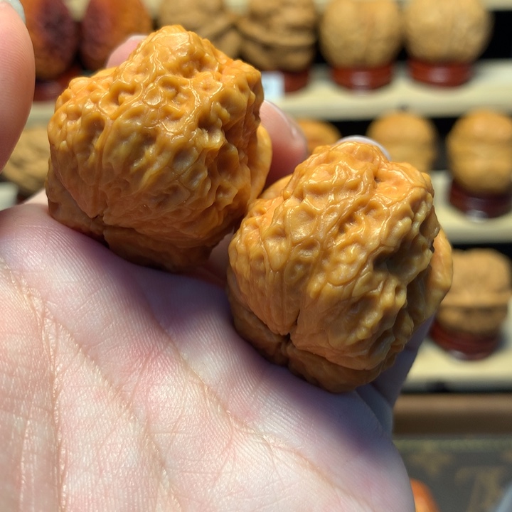 暗***狼文玩核桃把件38青蛙王子