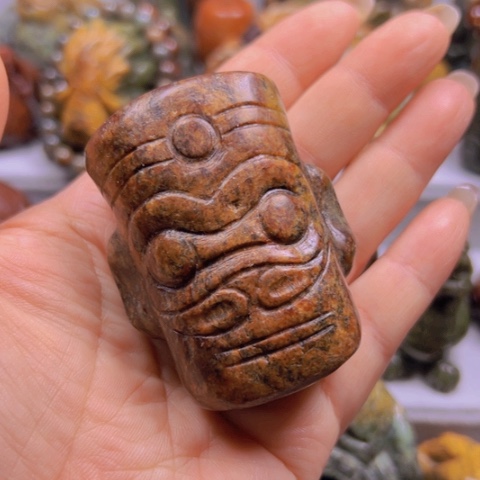 岫岩河磨玉（透闪石质玉）把件未镶嵌