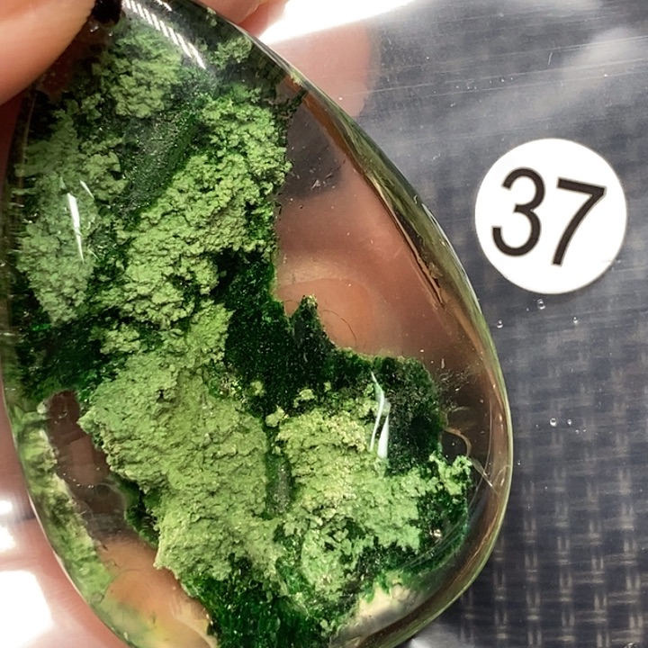 心***统颈饰未镶嵌水晶水晶