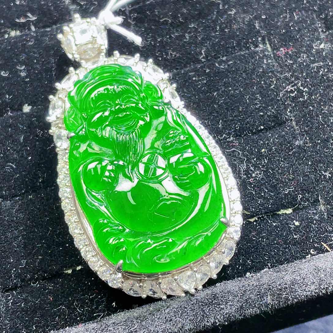 翡翠颈饰未镶嵌207，