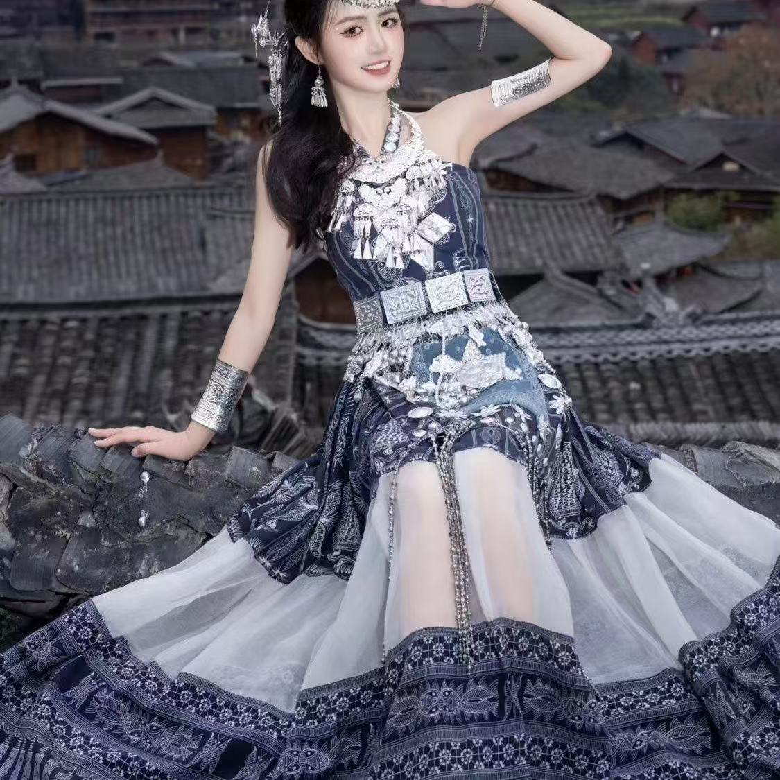 苗疆少女蜡染吊带民族服饰适合旅拍摄影写真演出