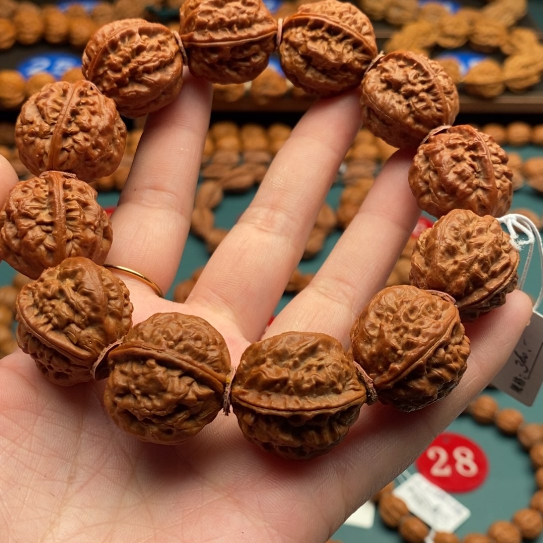 文玩核桃手串23尺寸爆肉龙脊