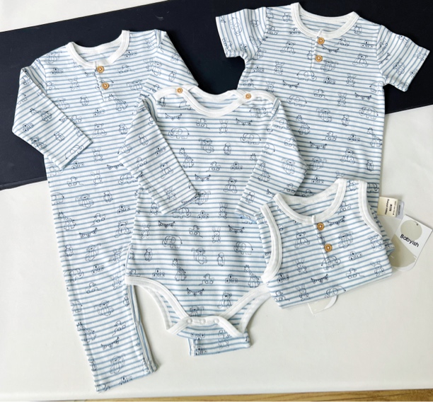 经典蓝色条纹动物游乐园长袖婴儿连体纯棉护肚幼儿外出服超萌炸街