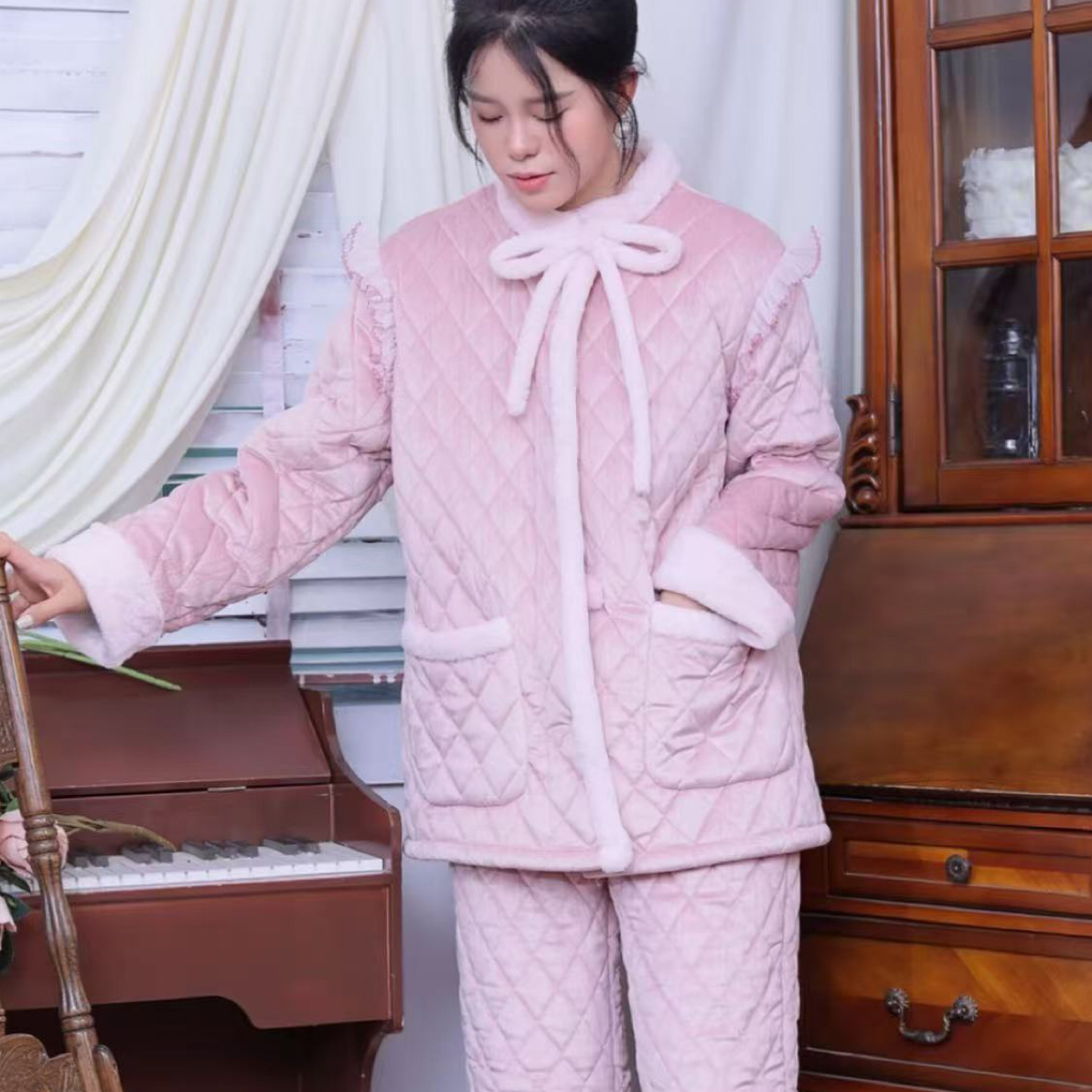 原艾慕优品牌月光女神粉色加绒加厚女士长袖冬季保暖可外穿家居服