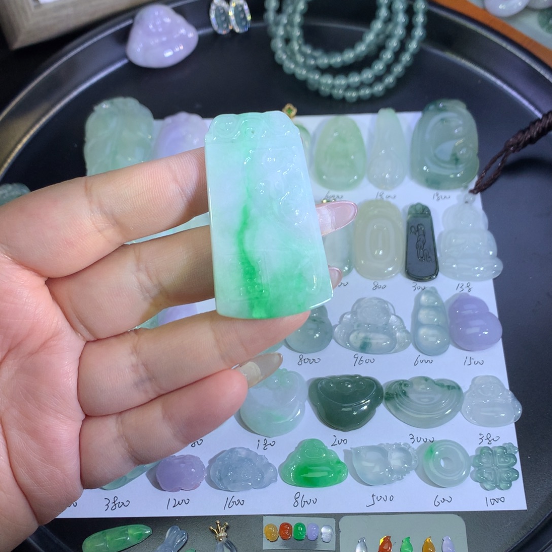 翡翠未镶嵌吊坠(不含链)仿古福牌