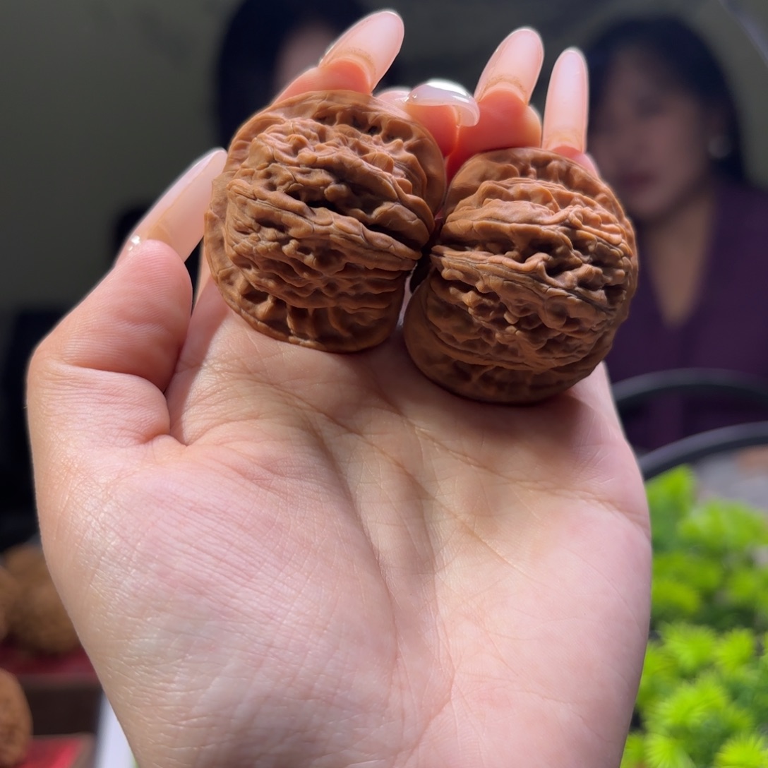 桃核吊坠42.5四座楼原生态