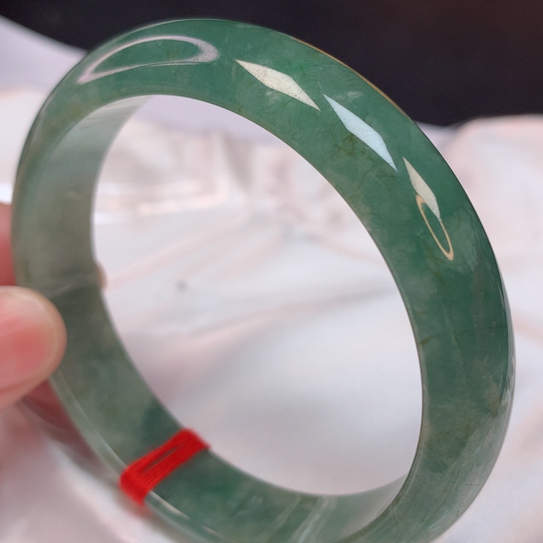 翡翠手镯未镶嵌57 翡翠手镯