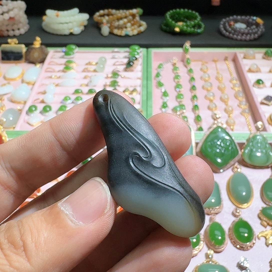 和田玉吊坠未镶嵌楼兰吊坠