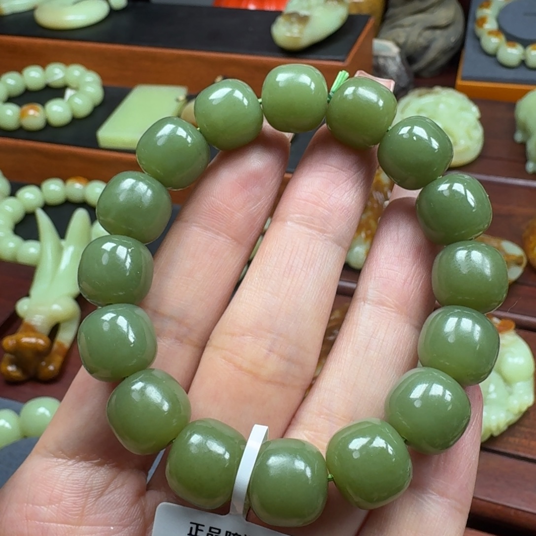 和田玉未镶嵌手链