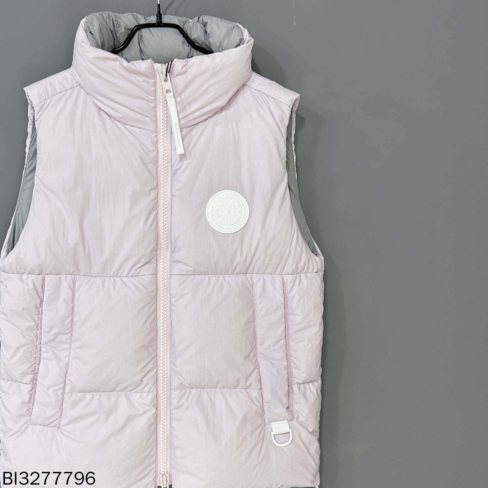 99新 CANADA GOOSE 柔光粉 羽绒服马甲/XS/77796