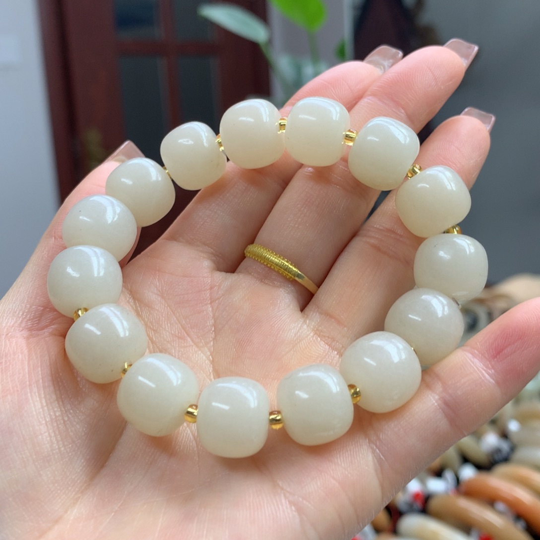 石英质玉串未镶嵌