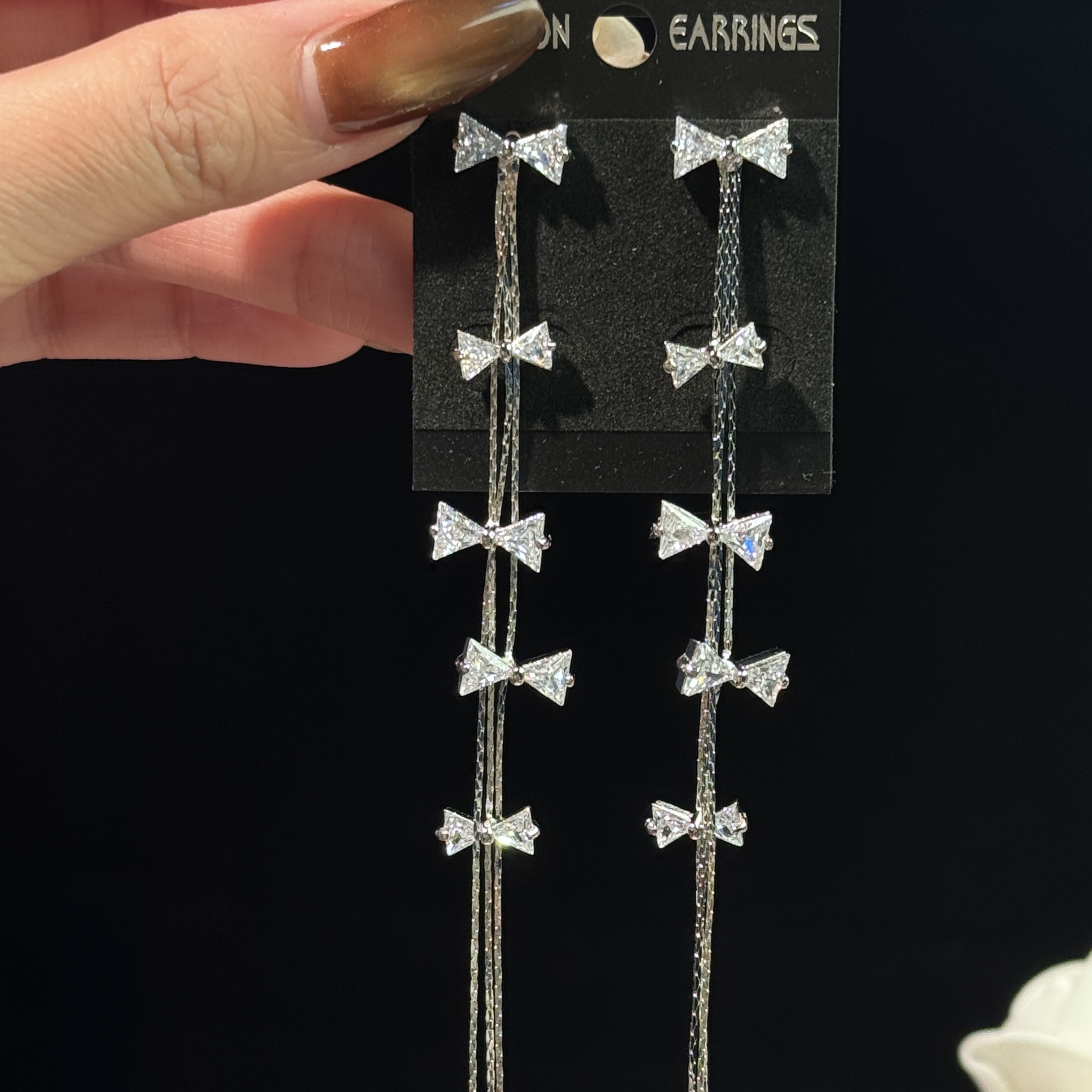 铜合金锆石耳饰 乐蓉】2026新款小众高级感长款流苏耳环甜美耳坠女