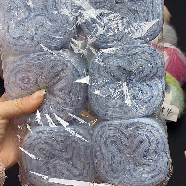 马海毛渐变色钩衣服围巾
