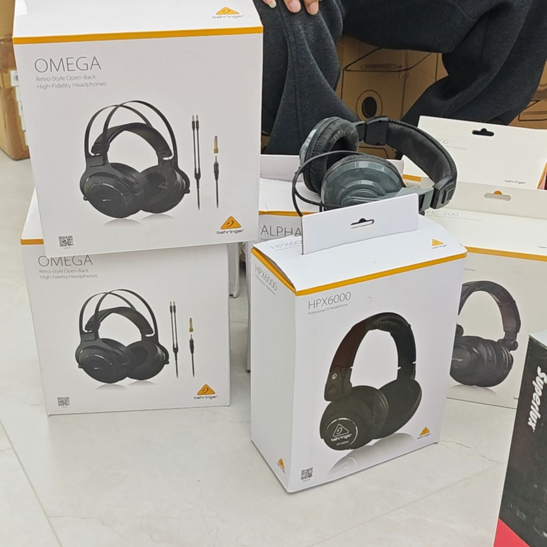 精***工八只耳机 样品机器