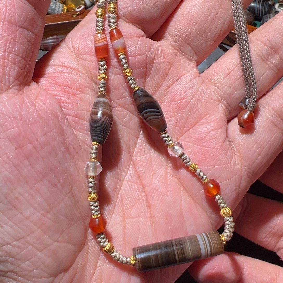 玛瑙/玉髓颈饰未镶嵌