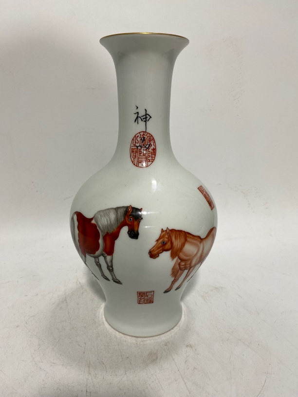 大清乾隆珐琅彩马到成功图纹赏瓶陶瓷高26厘米直径13厘米仿古