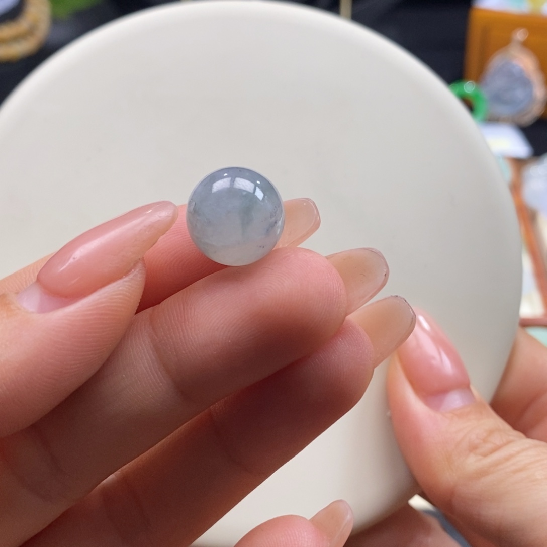 翡翠吊坠(不含链)未镶嵌I*e翡翠圆珠