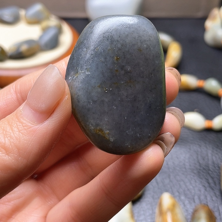 和田玉颈饰未镶嵌16