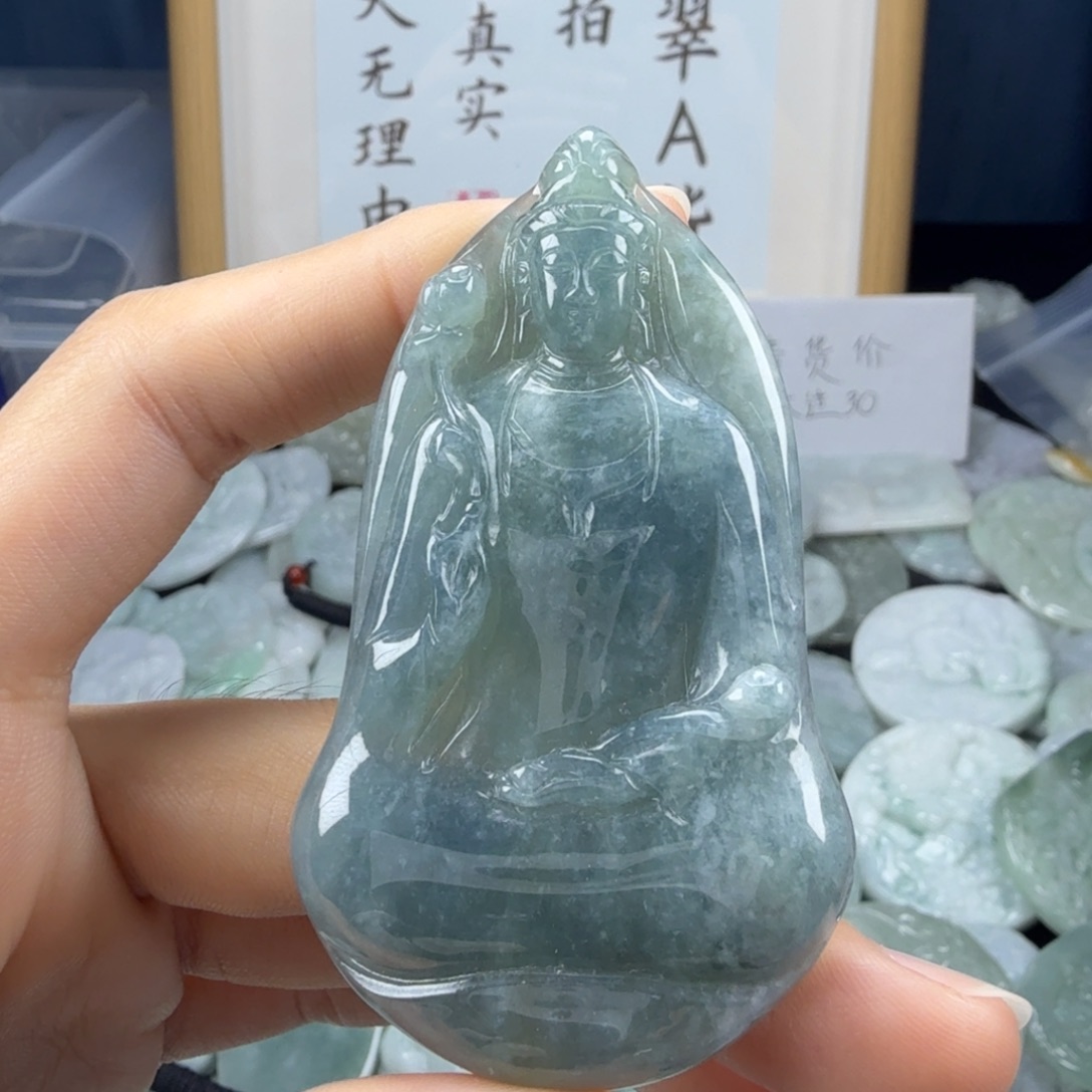 翡翠未镶嵌颈饰翡翠