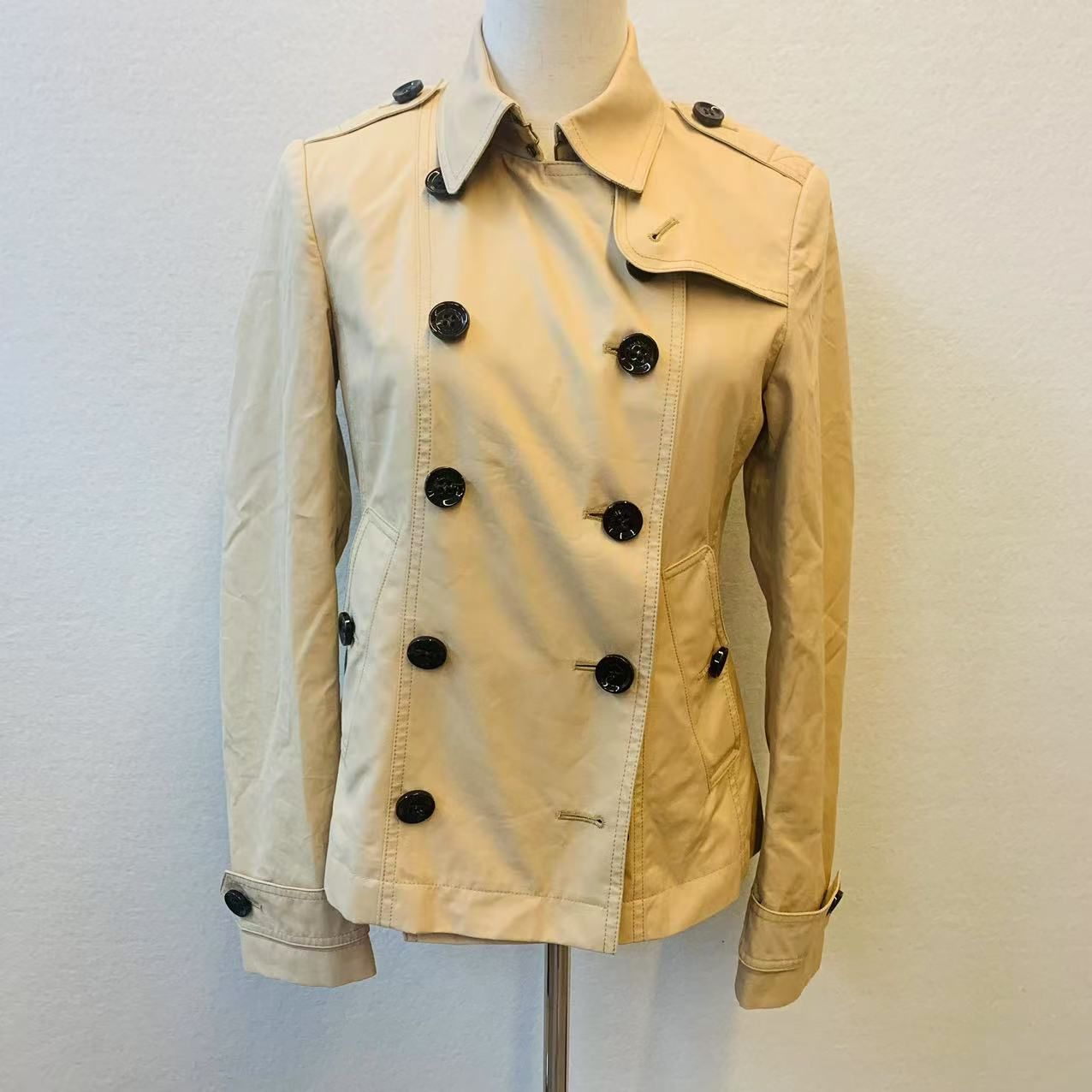 99新 BURBERRY/博柏利 海囤/巴宝莉风衣/uk8码/yy06069